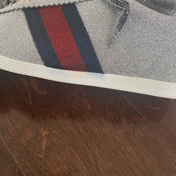 Authentic Gucci sneakers! - Picture 4 of 15